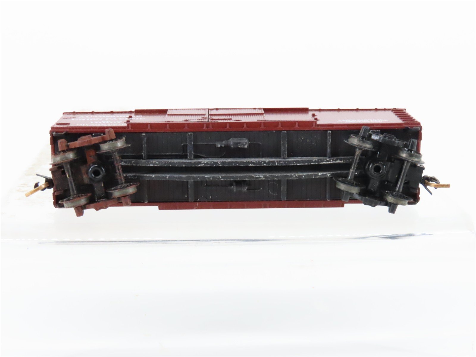 N Scale Micro-Trains/Kadee 43030 UP Union Pacific 40' Wood Boxcar #170707