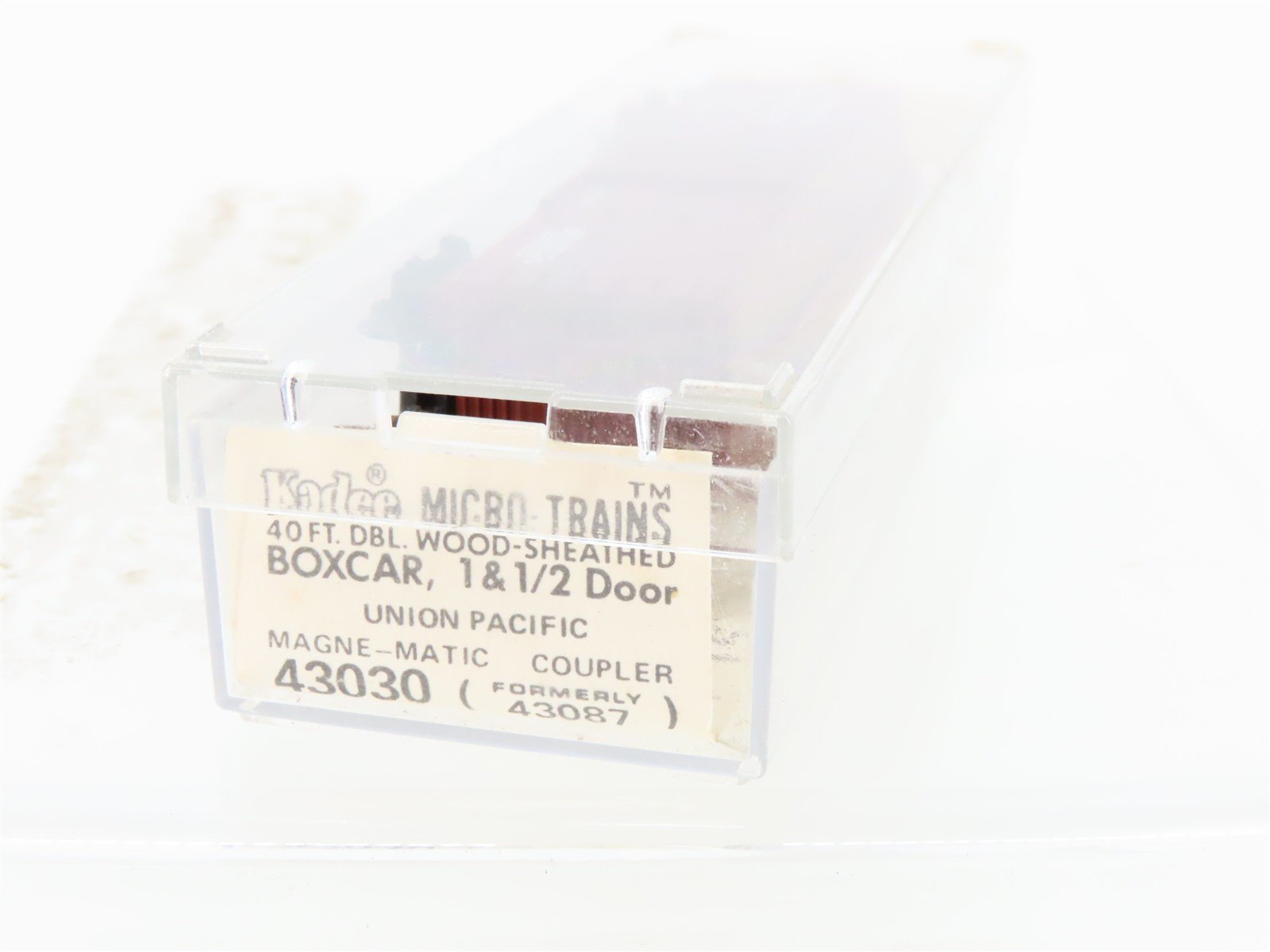 N Scale Micro-Trains/Kadee 43030 UP Union Pacific 40' Wood Boxcar #170707