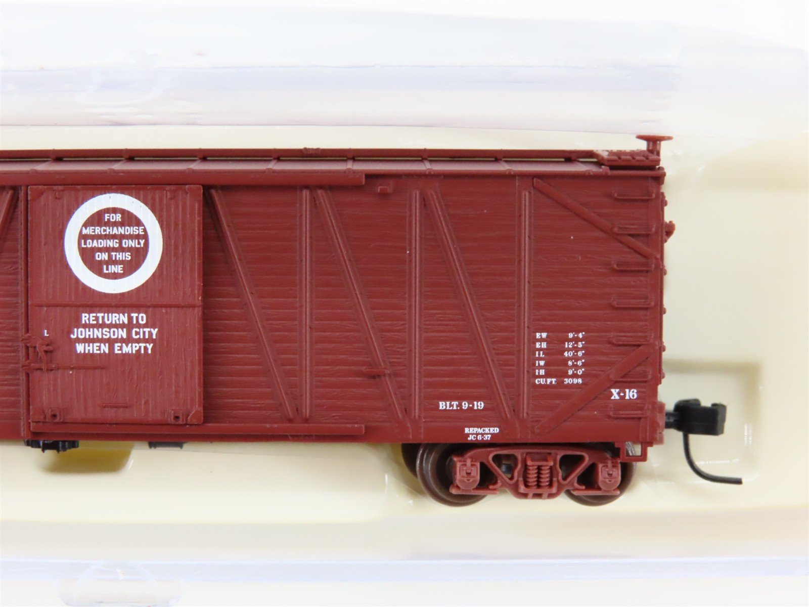 N Scale Atlas 41732 CRR Clinchfield 40' USRA Single-Door Boxcar #8058