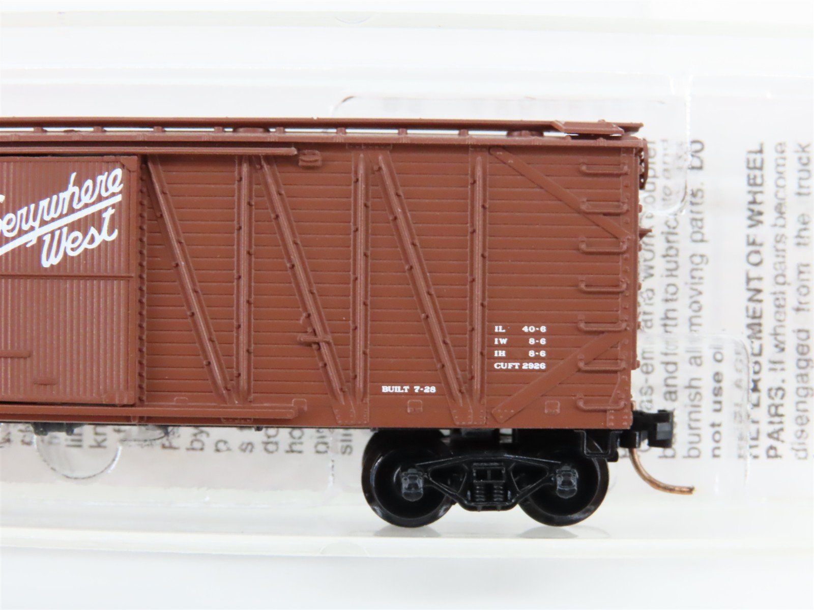 N Scale Micro-Trains MTL 28150 CBQ Burlington 40'Single Door Boxcar #25402