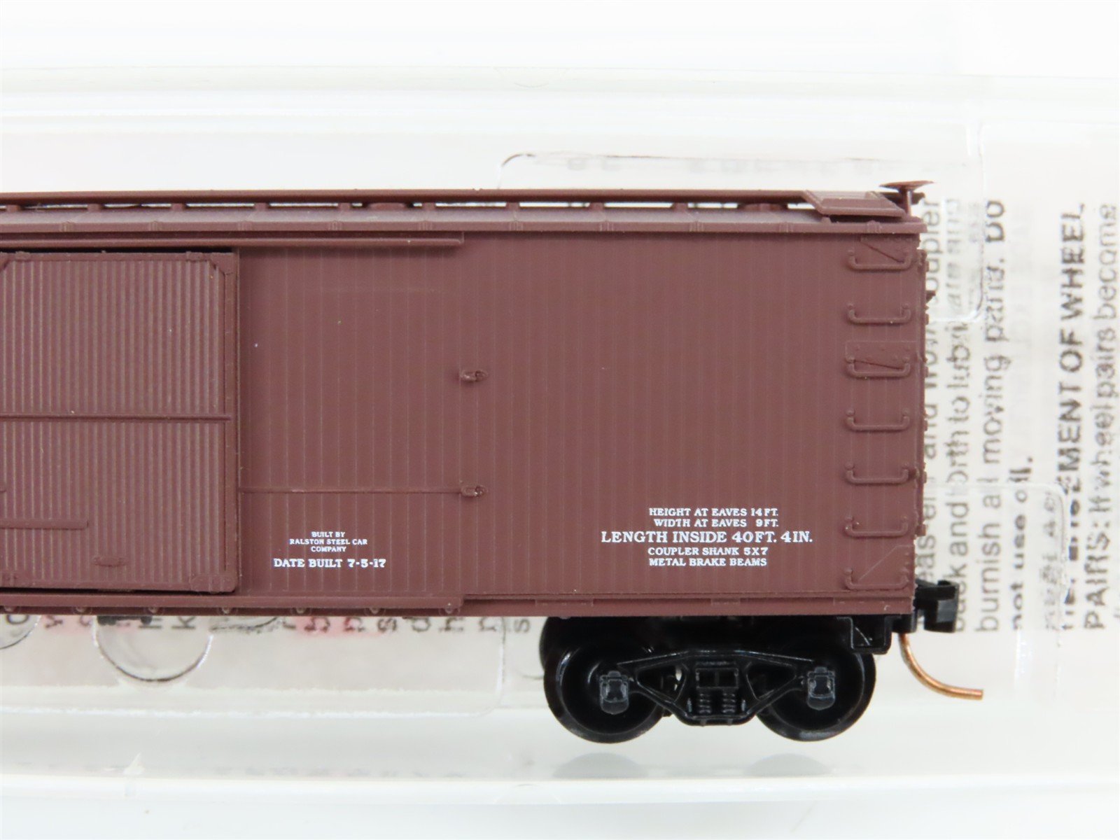 N Scale Micro-Trains MTL 41010 UP Railway 40' Single Door Boxcar #170774