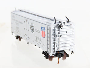 N Scale Micro-Trains MTL 05900526 PFE Pacific Fruit 40' Steel Ice Reefer #44739