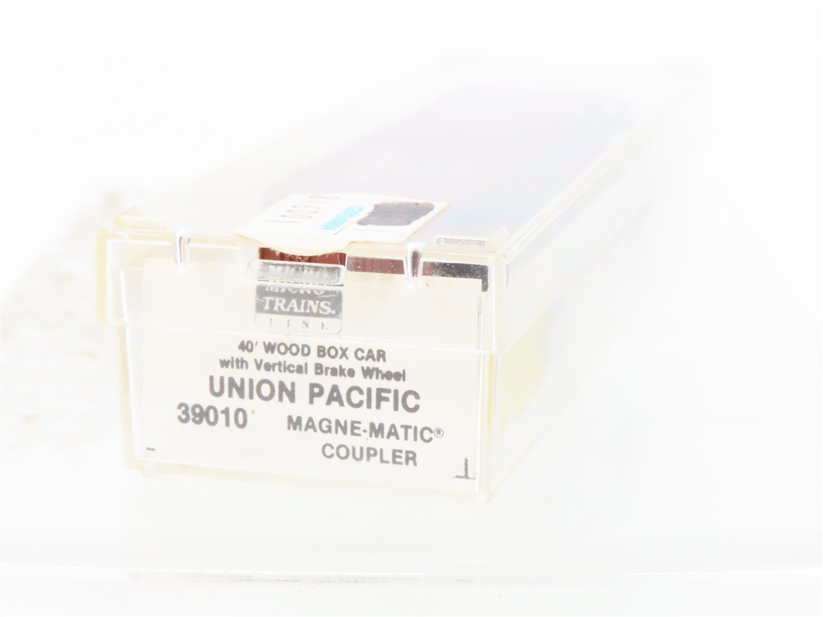 N Scale Micro-Trains MTL 39010 UP Union Pacific 40' Wood Boxcar #42233