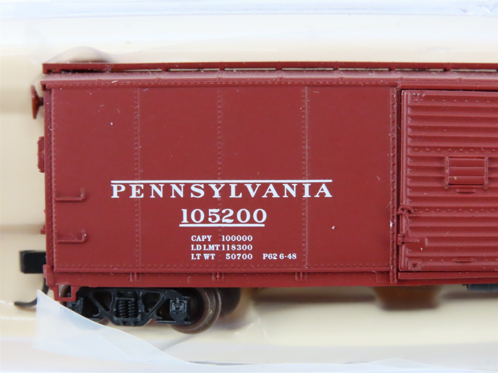 N Scale Atlas 45815 PRR Pennsylvania 40' USRA Steel Boxcar #105200