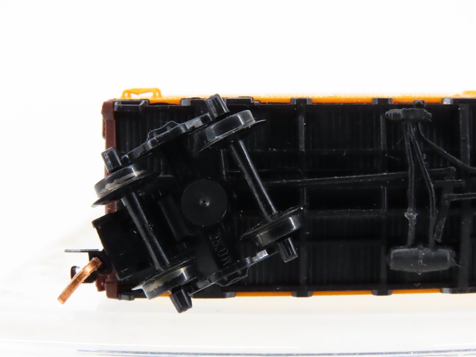 N Scale Intermountain 60502-05 NP Northern Pacific Steel Side Ice Reefer #91120