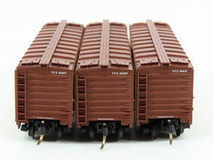 N Scale Micro-Trains MTL 59012 PFE Pacific Fruit Express 40' Ice Reefer 3-Pack