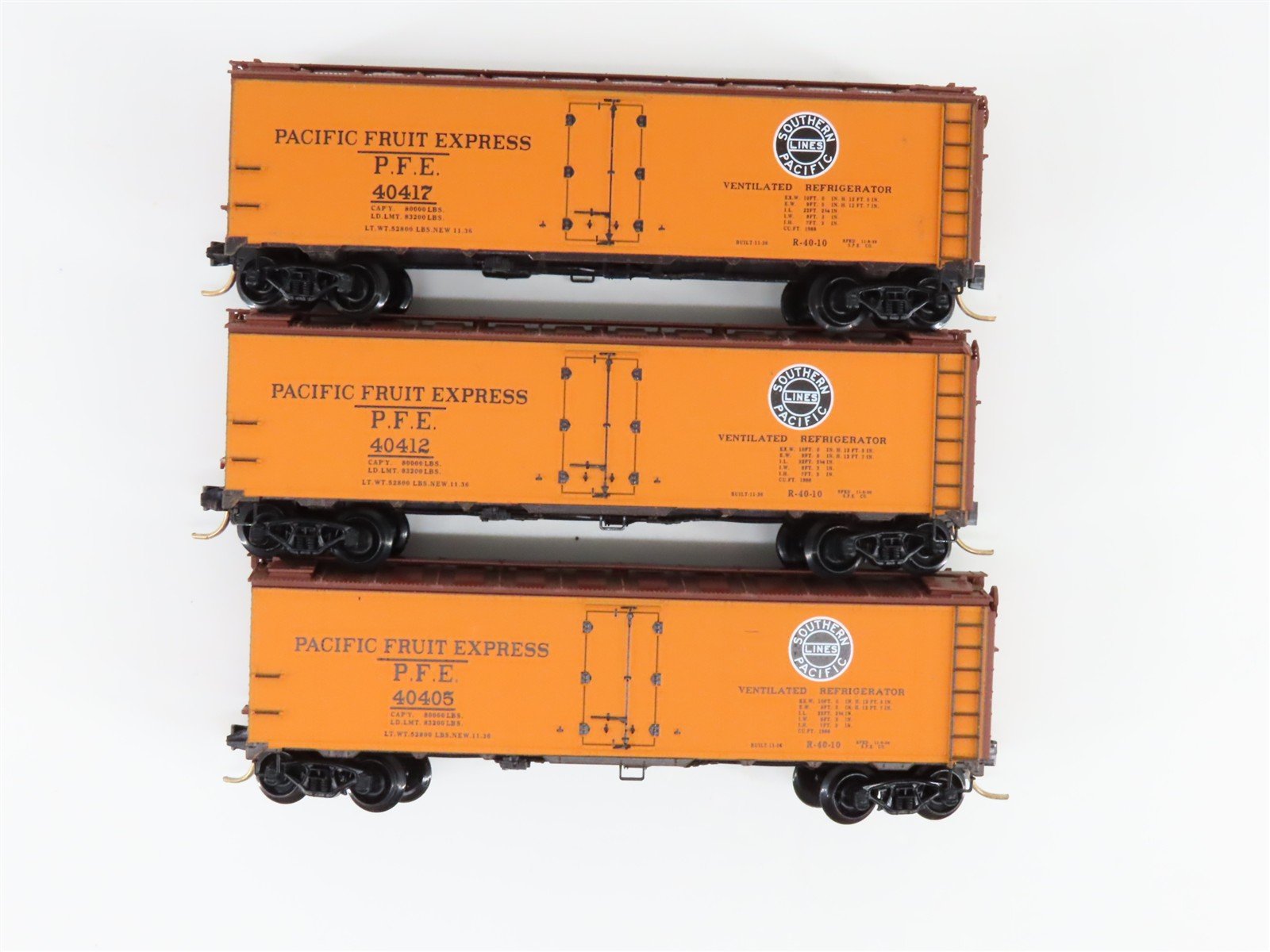 N Scale Micro-Trains MTL 59012 PFE Pacific Fruit Express 40' Ice Reefer 3-Pack