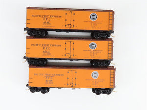 N Scale Micro-Trains MTL 59012 PFE Pacific Fruit Express 40' Ice Reefer 3-Pack