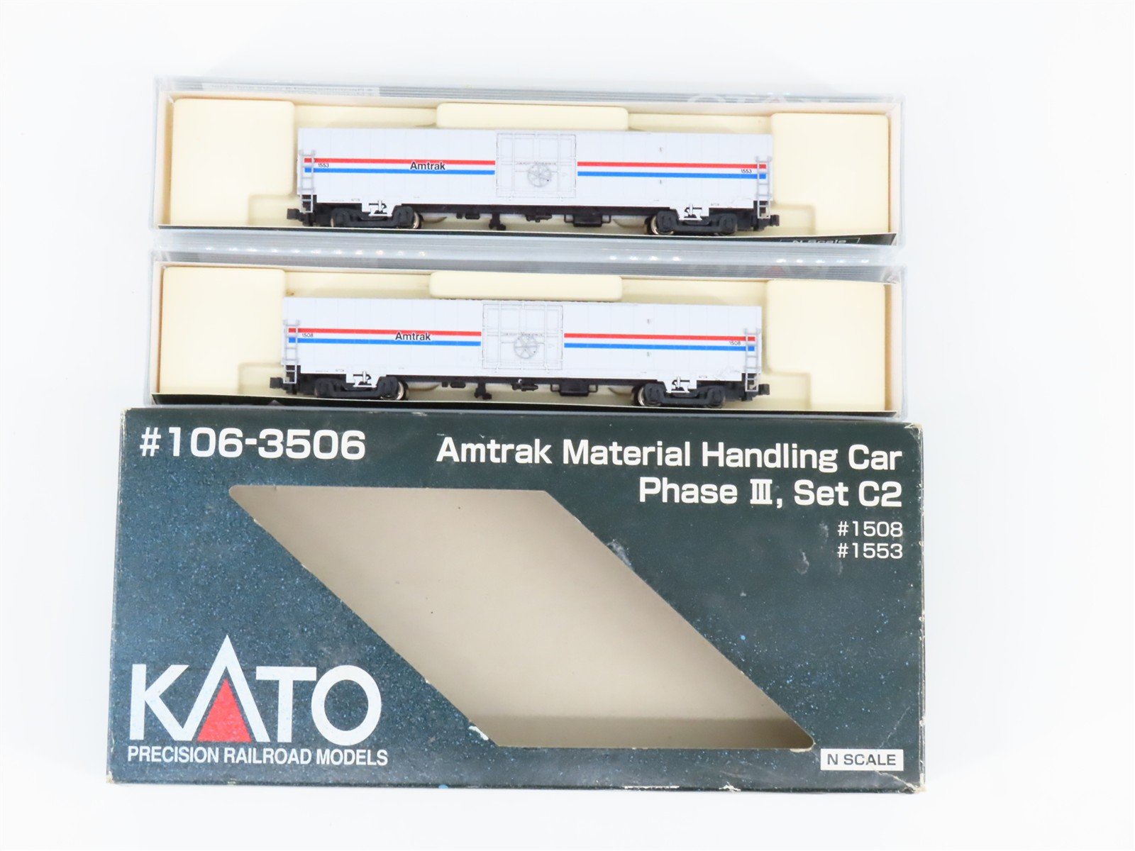 N Scale Kato 106-3506 Amtrak Material Handling Phase III 2-Car Pack Set C2