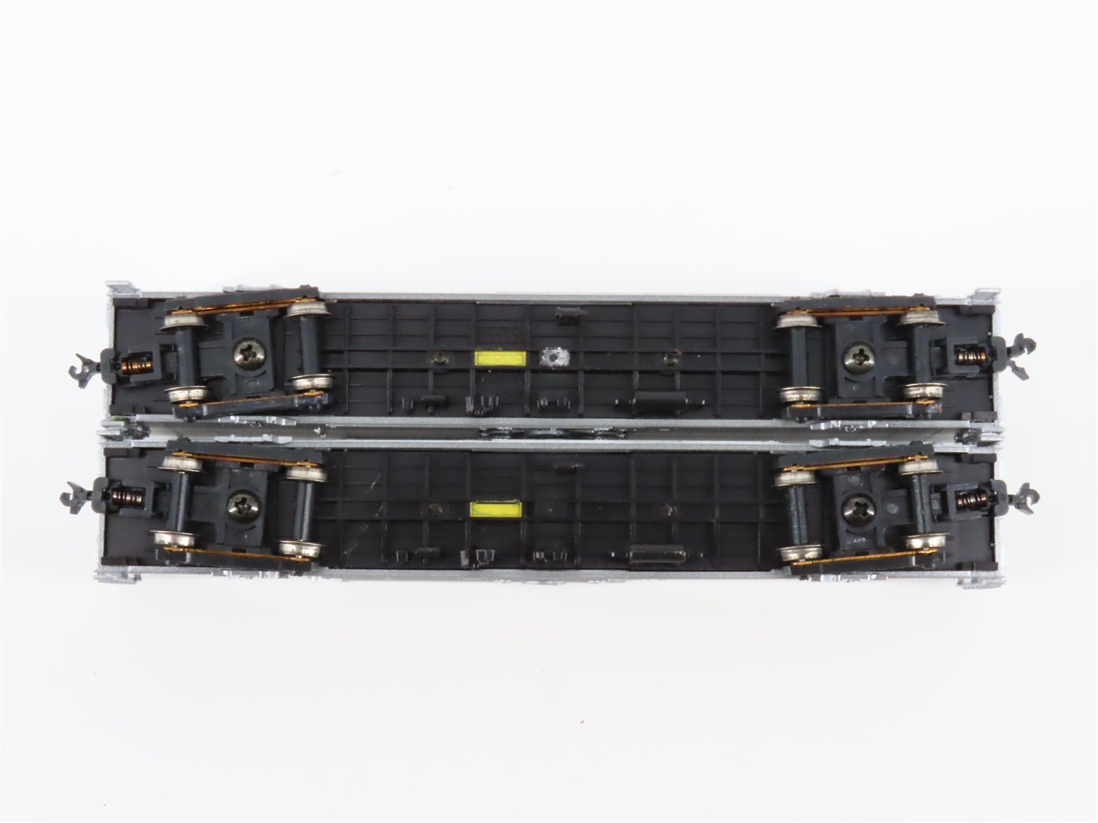 N Scale Kato 106-3506 Amtrak Material Handling Phase III 2-Car Pack Set C2