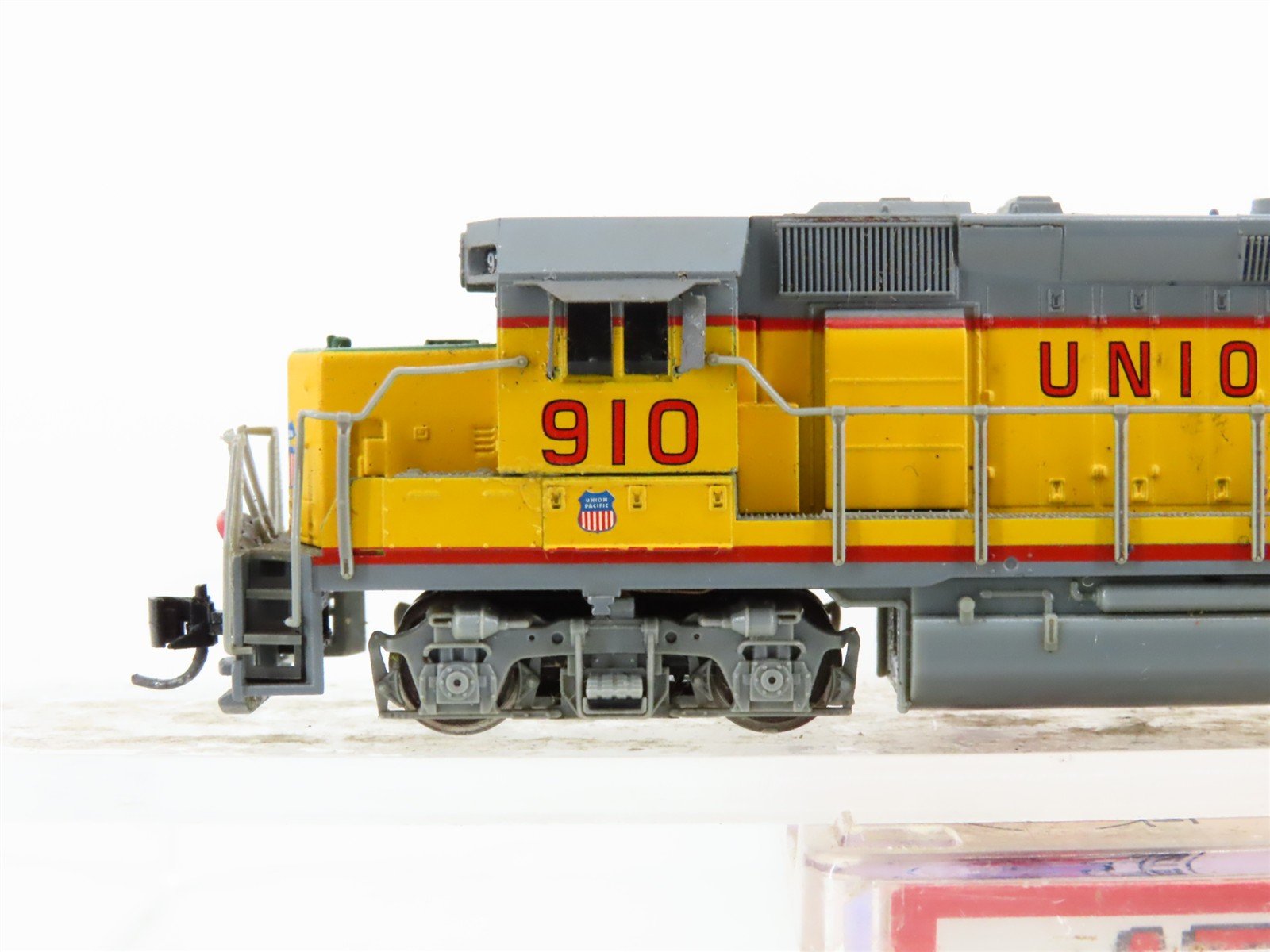 N Scale Atlas 48624 UP Union Pacific EMD GP40-2 Diesel #910 w/ DCC