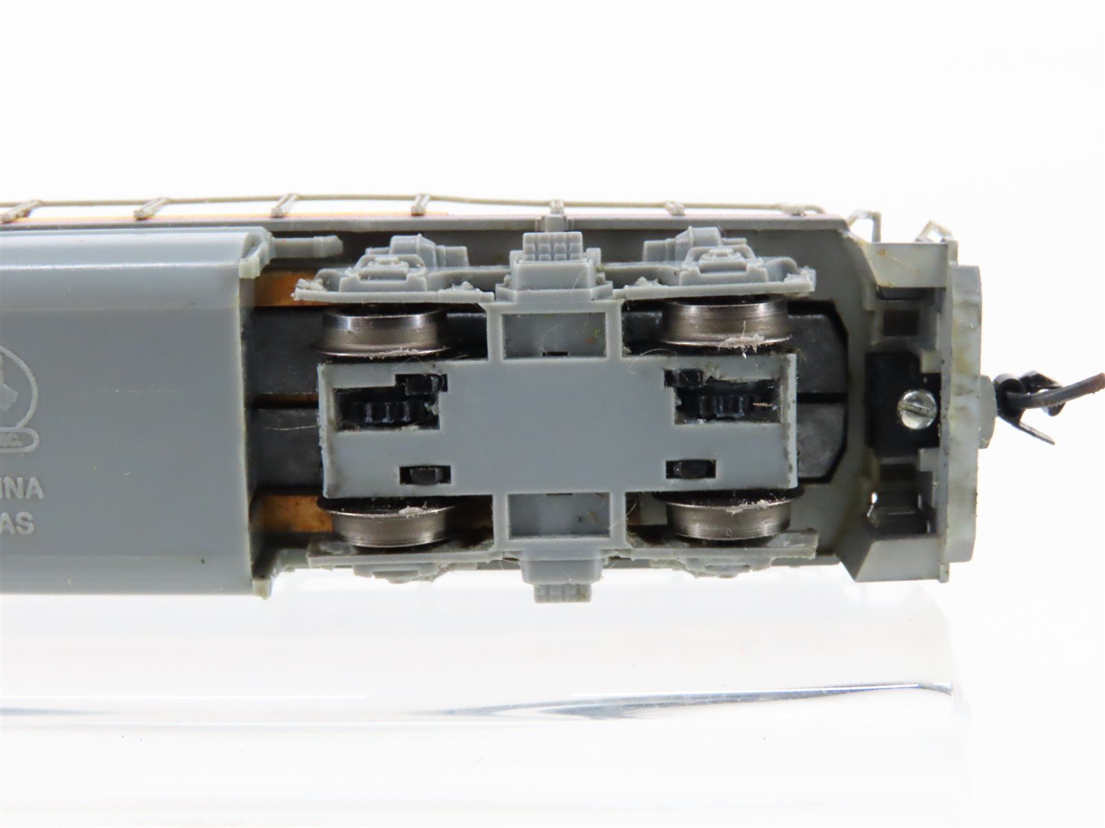 N Scale Atlas 48624 UP Union Pacific EMD GP40-2 Diesel #910 w/ DCC