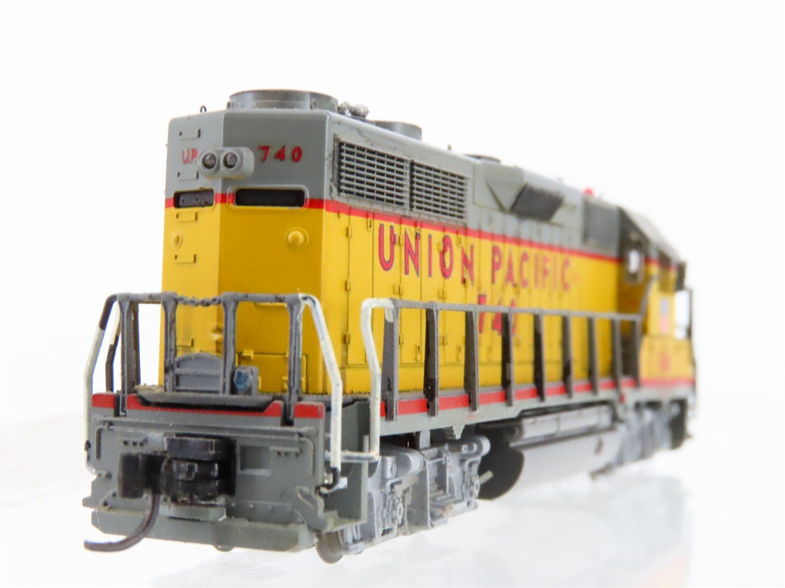N Atlas/KATO 4631 UP Union Pacific EMD GP35 Diesel #740 w/ DCC - Customized