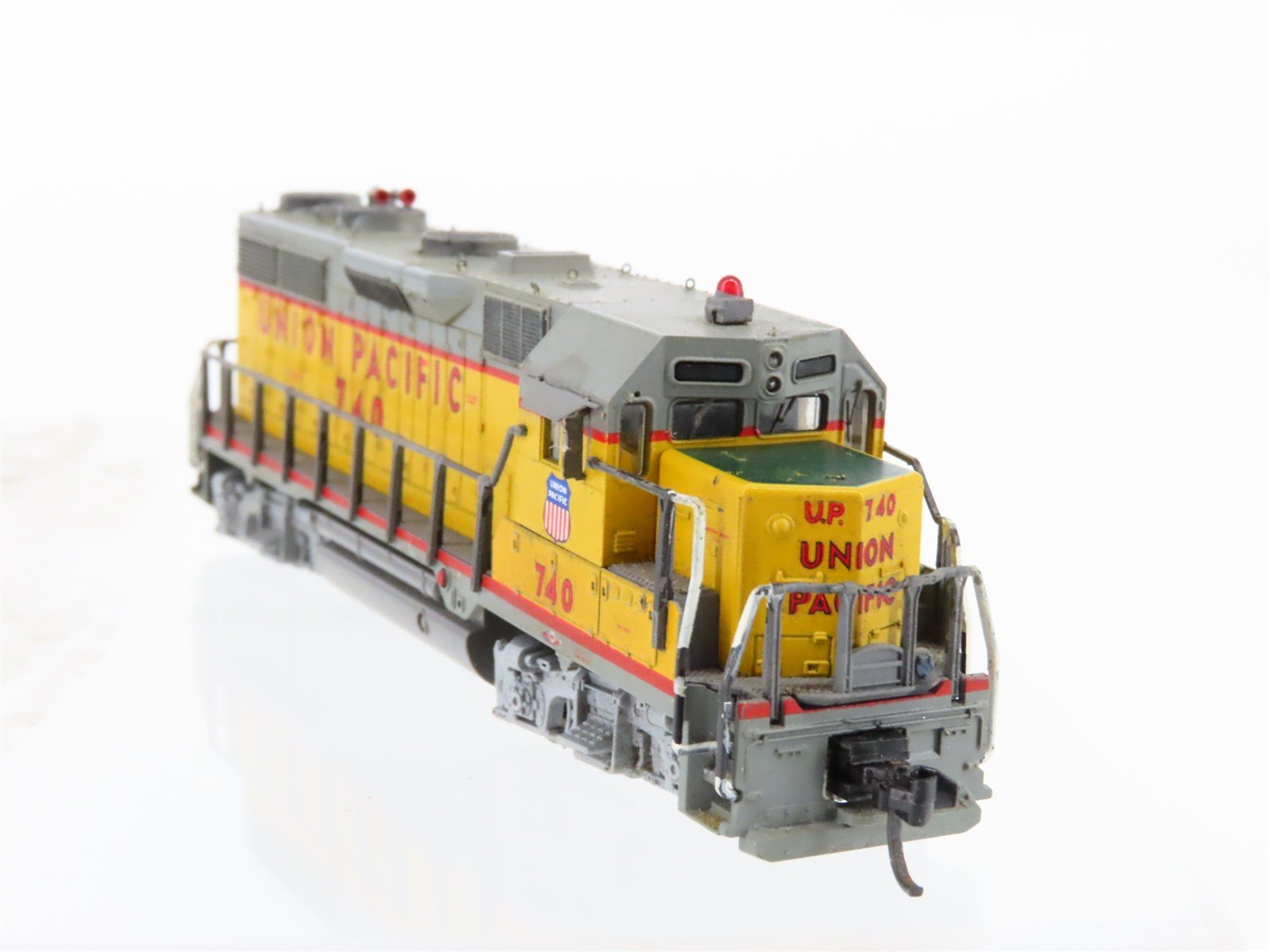N Atlas/KATO 4631 UP Union Pacific EMD GP35 Diesel #740 w/ DCC - Customized