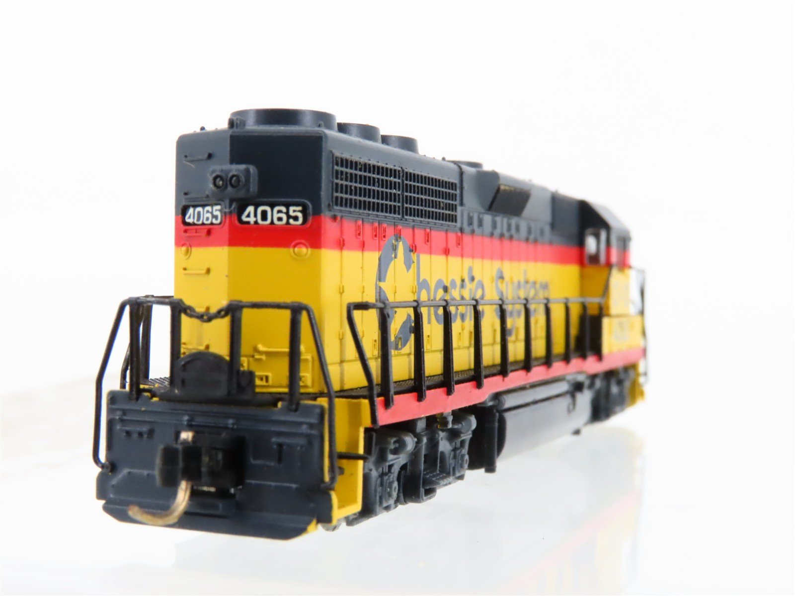 N Scale Atlas 48506 C&O Chessie System EMD GP40 Diesel Locomotive #4065 w/ DCC