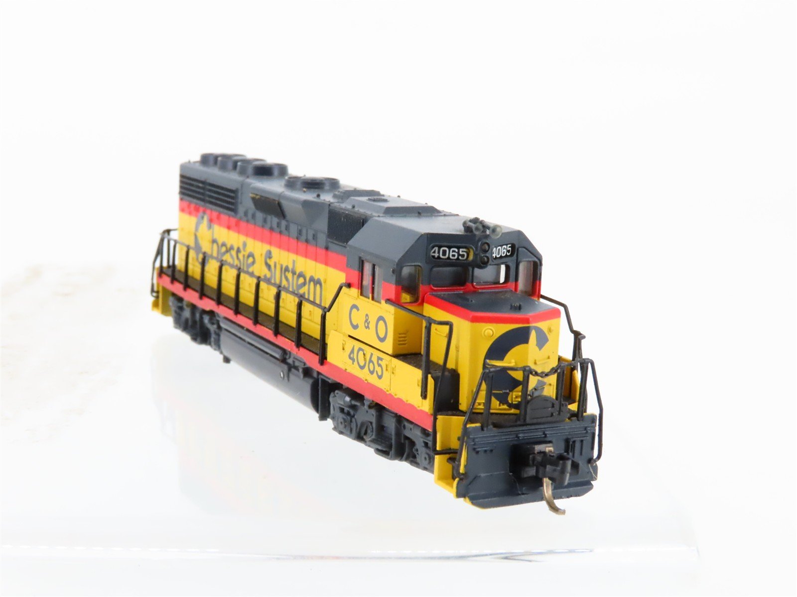 N Scale Atlas 48506 C&O Chessie System EMD GP40 Diesel Locomotive #4065 w/ DCC