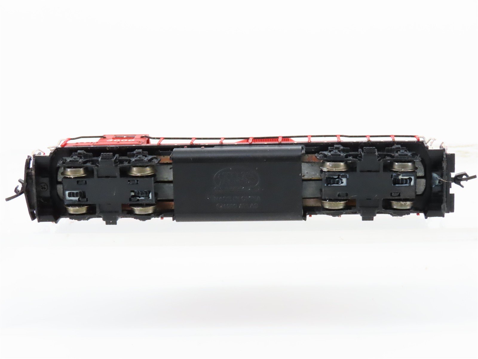 N Scale Atlas 555501 CP Rail Canadian Pacific EMD GP38 Diesel #3000 w/ DCC