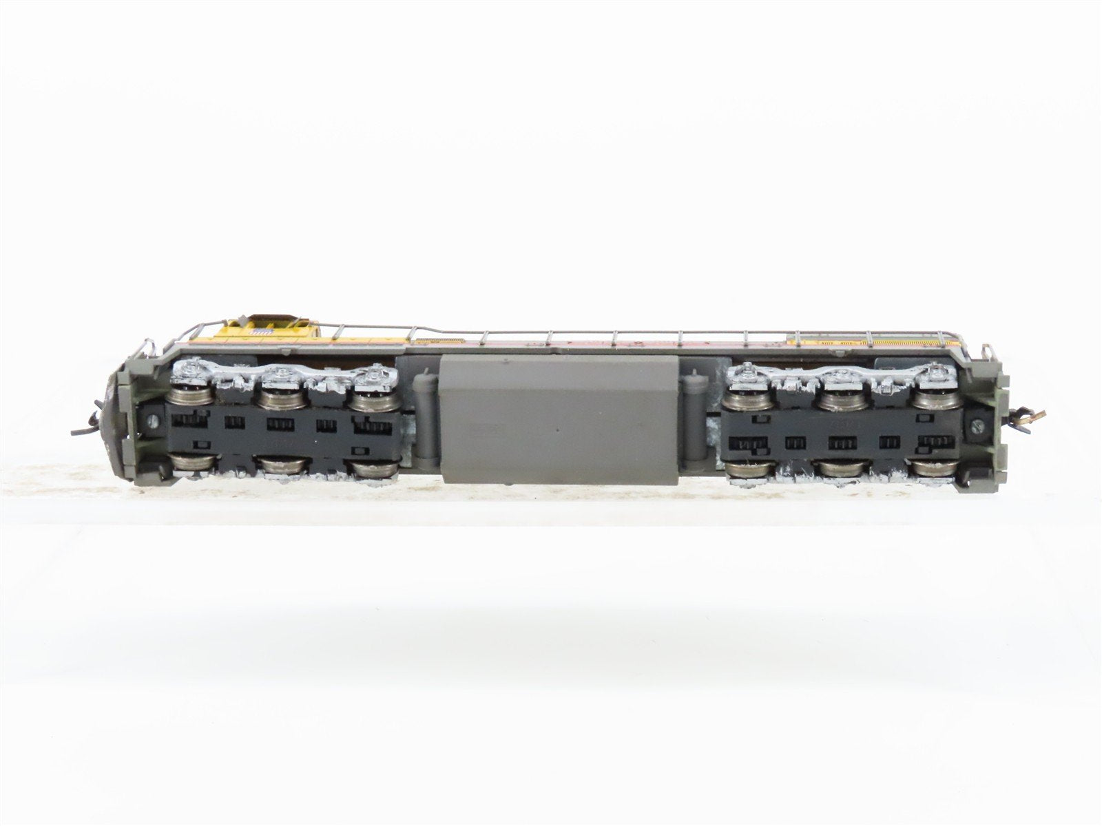 N Scale KATO UP Union Pacific GE U30C Diesel Locomotive #2814 w/ DCC