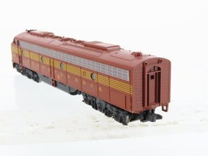 N Scale KATO 176-256 PRR Pennsylvania EMD E8/9A Diesel #5802 w/ DCC