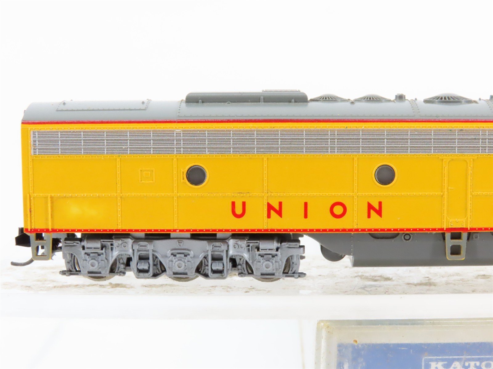 N Scale KATO 176-294 UP Union Pacific EMD E8/9B Diesel Custom No# w/ DCC