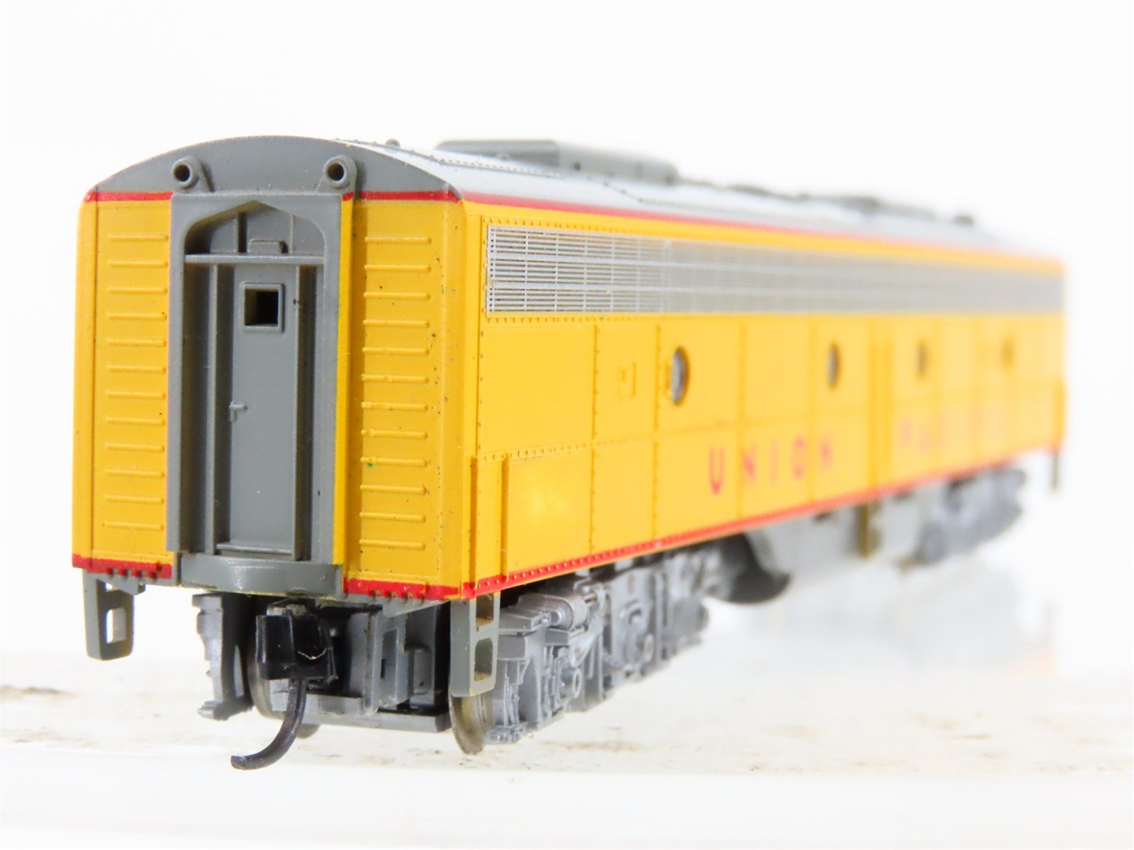 N Scale KATO 176-294 UP Union Pacific EMD E8/9B Diesel Custom No# w/ DCC