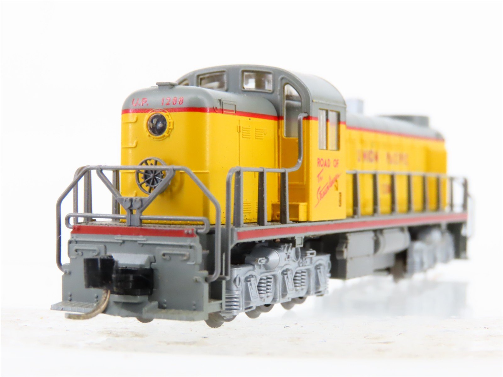 N Scale KATO 176-4306 UP Union Pacific ALCO RSC-2 Diesel #1288 w/ DCC