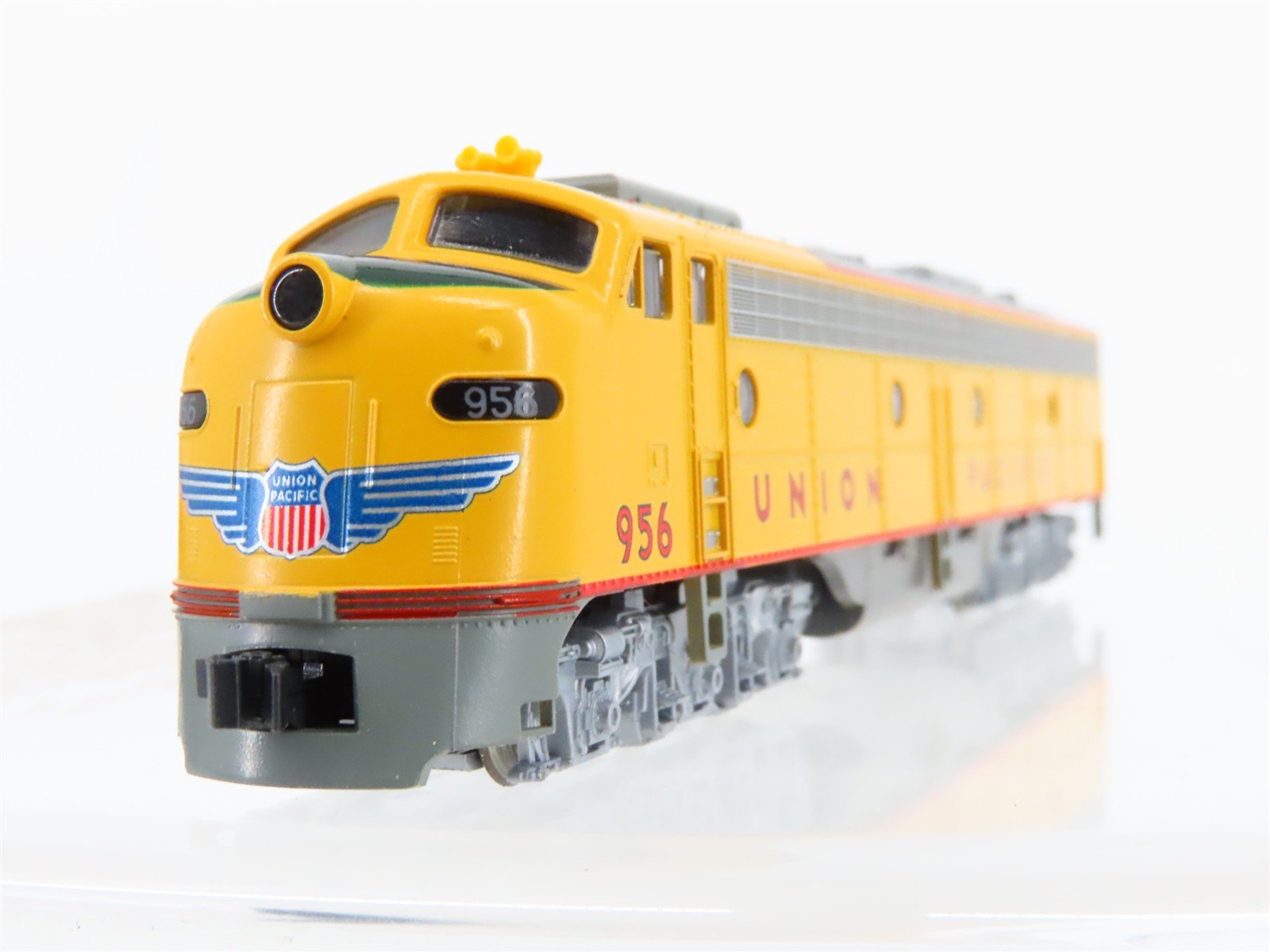 N Scale KATO 176-5306 UP Union Pacific EMD E9A Diesel Locomotive #956 w/ DCC
