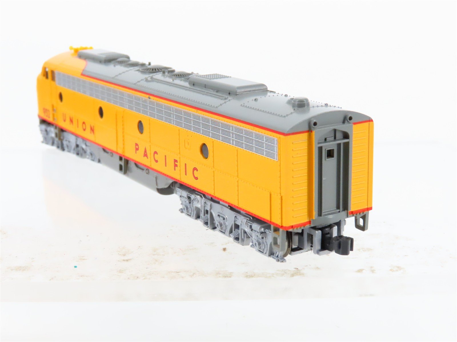 N Scale KATO 176-5316 UP Union Pacific EMD E9A Diesel Locomotive #952 w/ DCC