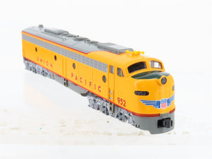 N Scale KATO 176-5316 UP Union Pacific EMD E9A Diesel Locomotive #952 w/ DCC