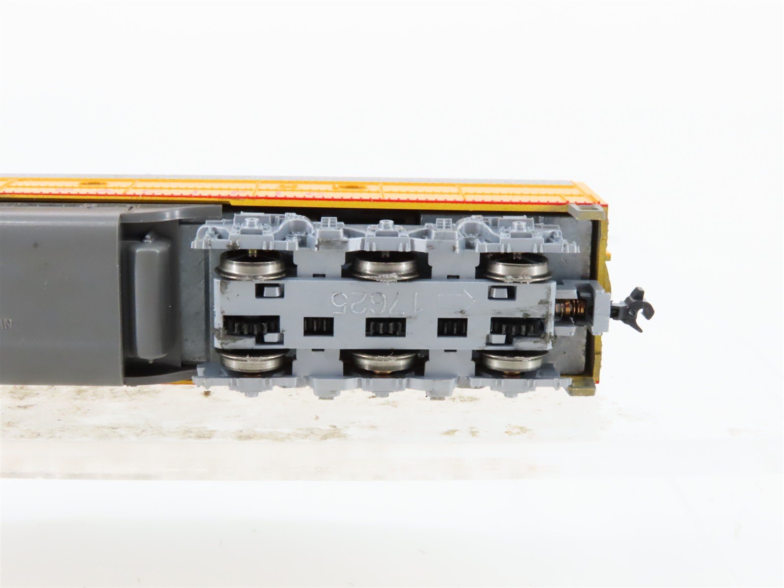 N Scale KATO 176-5316 UP Union Pacific EMD E9A Diesel Locomotive #952 w/ DCC