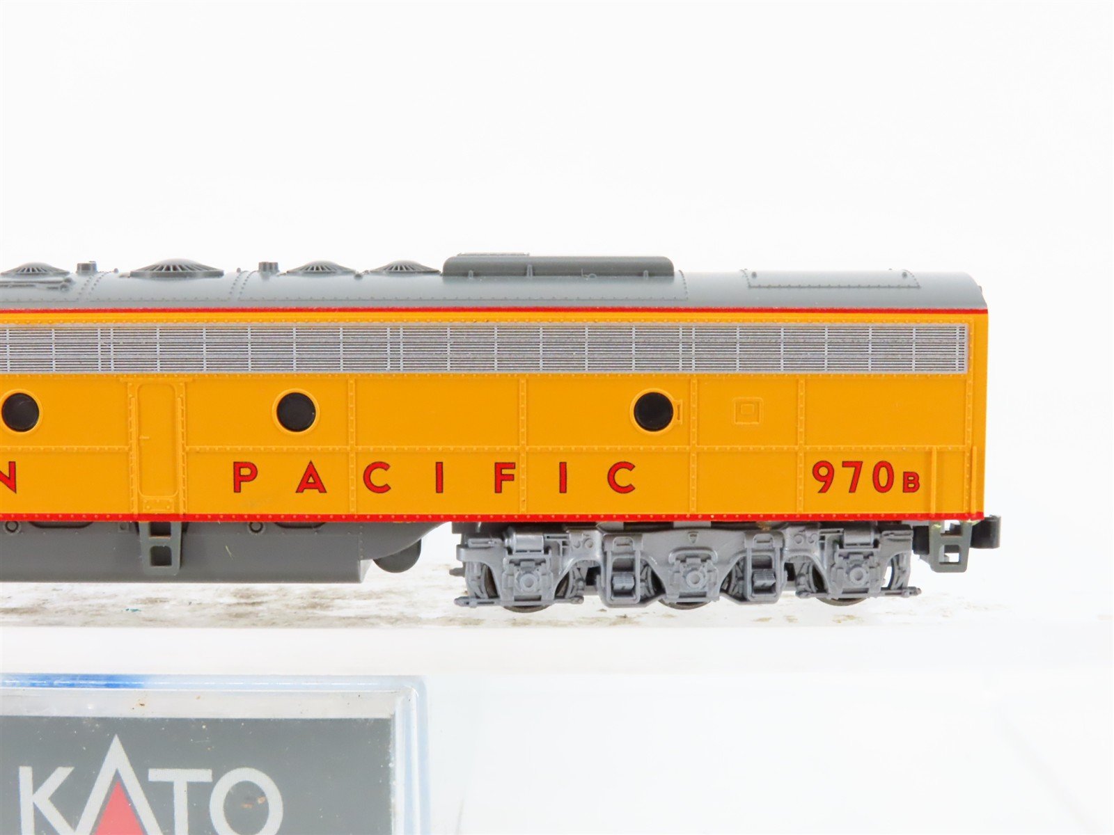 N Scale KATO 176-5353 UP Union Pacific EMD E9B Diesel Locomotive #970B w/ DCC
