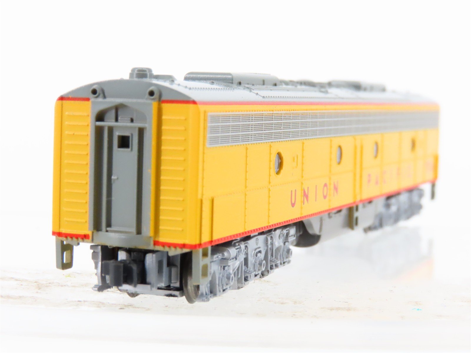 N Scale KATO 176-5351 UP Union Pacific EMD E9B Diesel #951B Locomotive w/ DCC