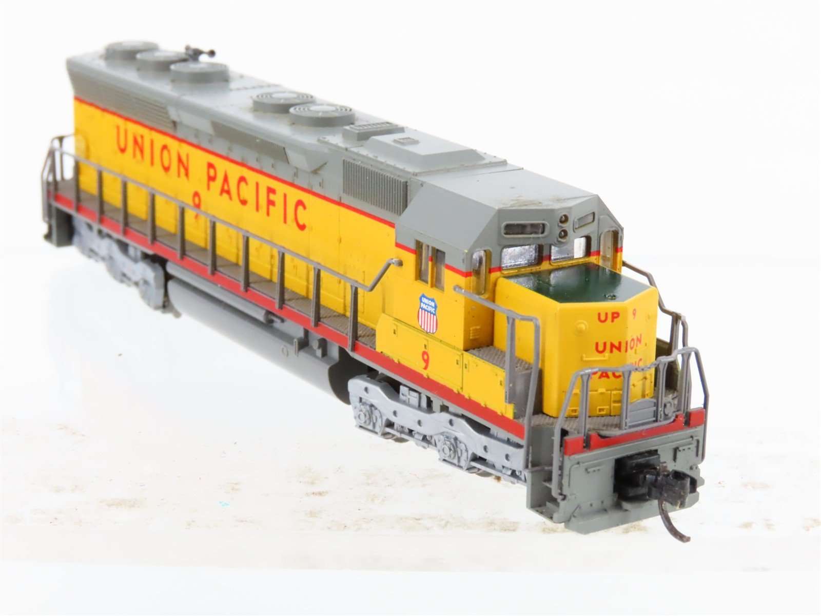 N Scale KATO 176-3119 UP Union Pacific EMD SD45 Diesel #9 - DCC ONLY