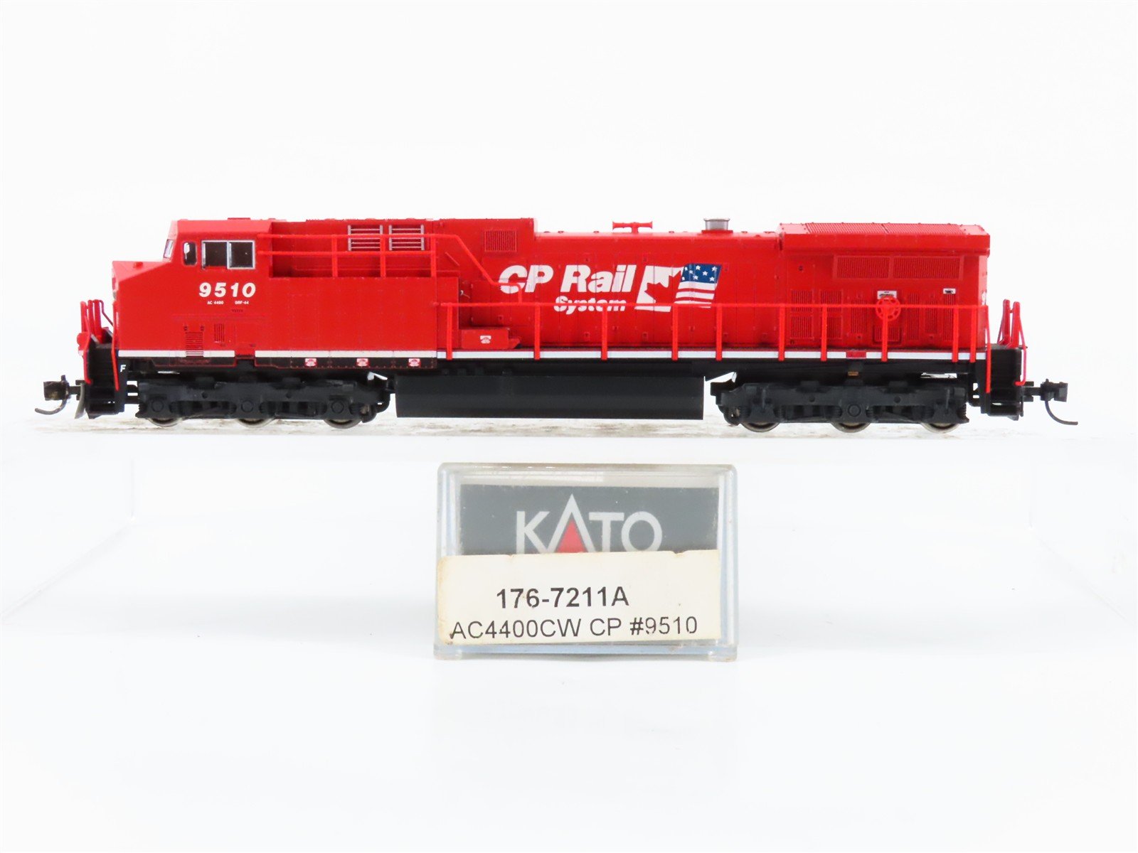 N Scale KATO 176-7211A CP Rail "Dual Flags" GE AC4400CW Diesel #9510 w/ DCC