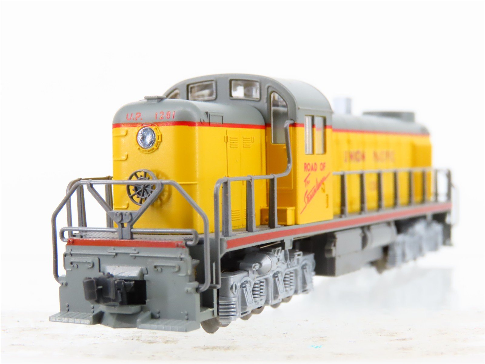 N Scale KATO 176-4305 UP Union Pacific ALCO RSC-2 Diesel #1281 w/ DCC