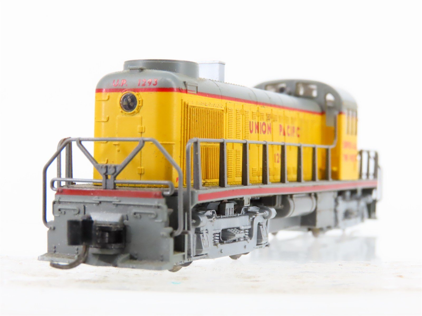 N Scale KATO 176-4404 UP Union Pacific ALCO RS-2 Diesel Locomotive #1293 w/ DCC