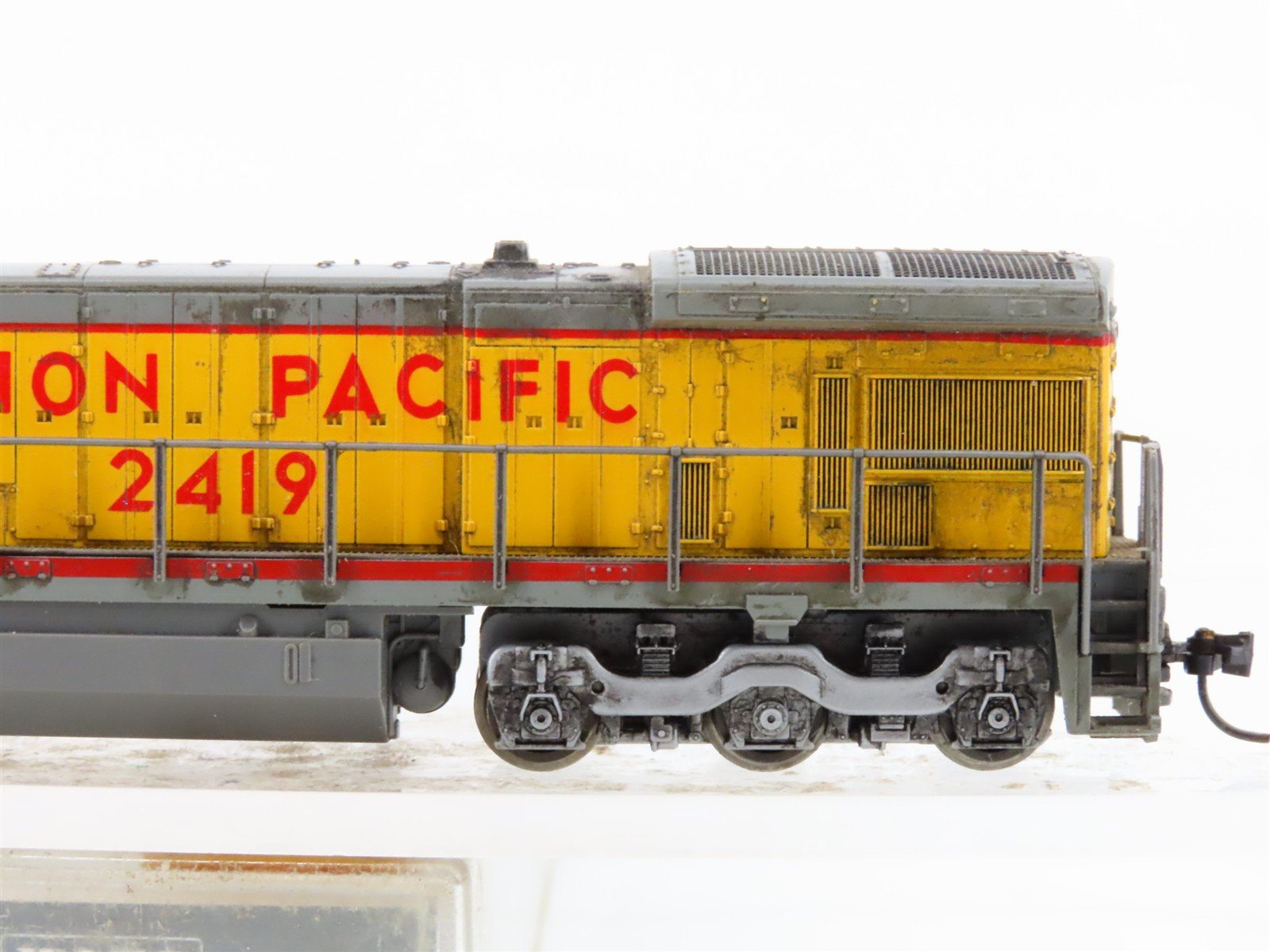 N KATO 176-30C UP Union Pacific GE C30-7 Diesel #2419 - DCC ONLY - Weathered