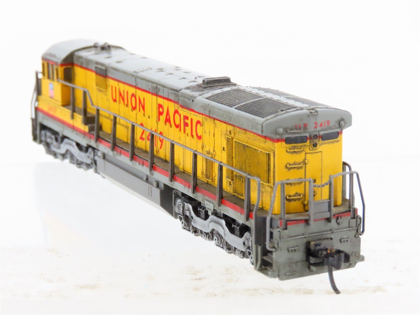 N KATO 176-30C UP Union Pacific GE C30-7 Diesel #2419 - DCC ONLY - Weathered