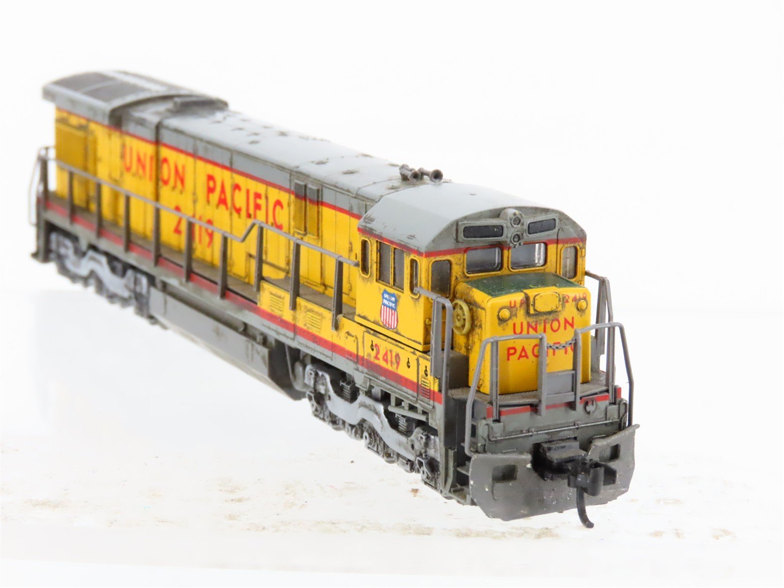 N KATO 176-30C UP Union Pacific GE C30-7 Diesel #2419 - DCC ONLY - Weathered