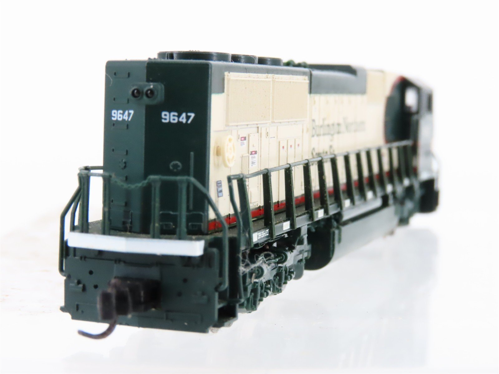N Scale KATO 176-6503 BNSF Railway EMD SD70MAC Diesel #9647 w/ DCC