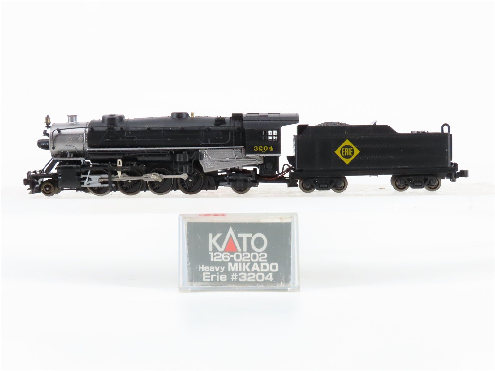 N Scale KATO 126-0202 ERIE Railroad 2-8-2 Heavy Mikado Steam #3204 w/ DCC