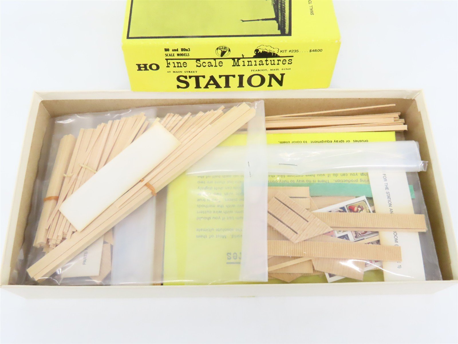HO Fine Scale Miniatures Craftsman Kit #235 Small Town Freight/Passenger Station