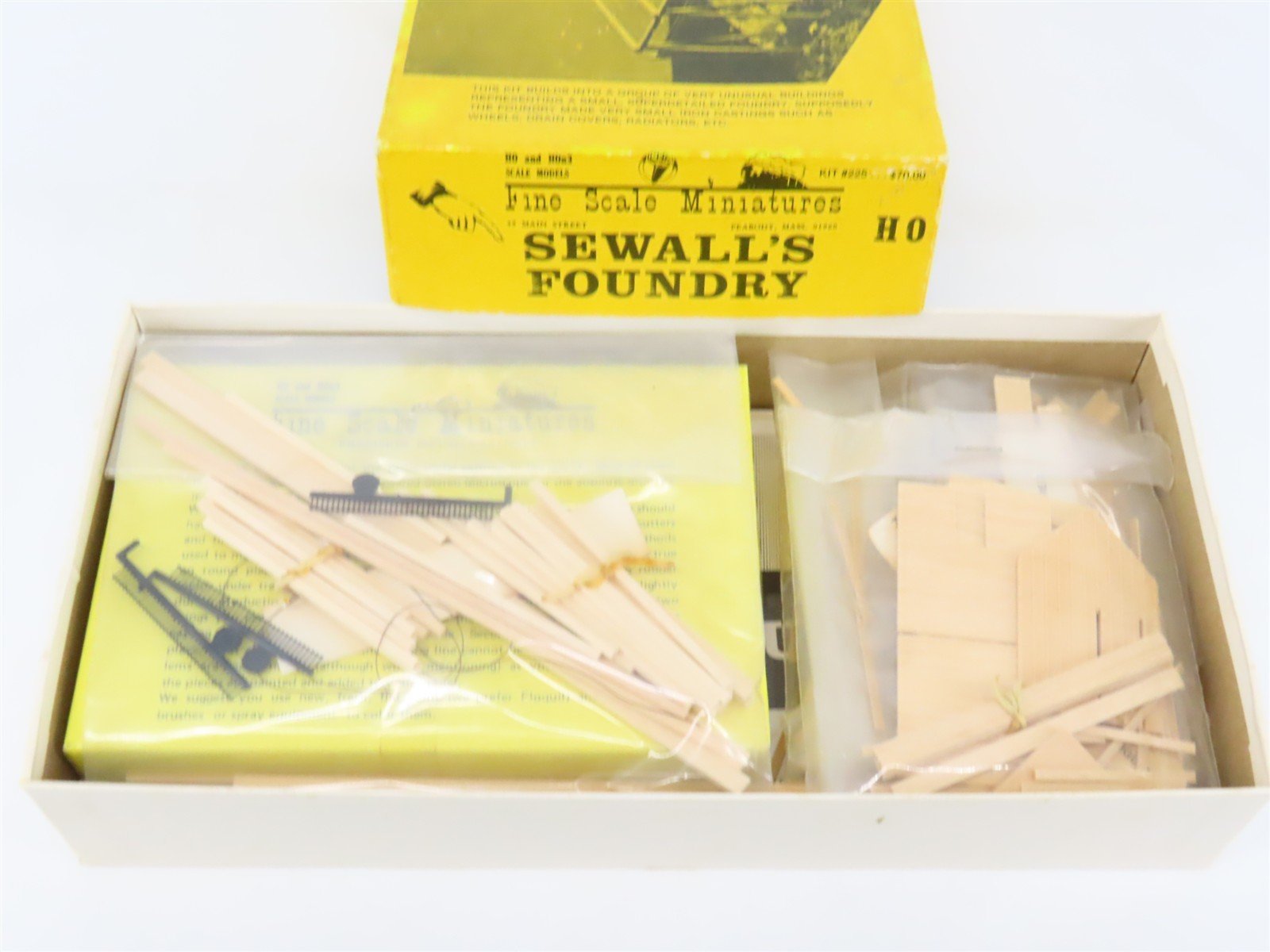 HO 1/87 Fine Scale Miniatures Craftsman Kit #225 Sewall's Foundry