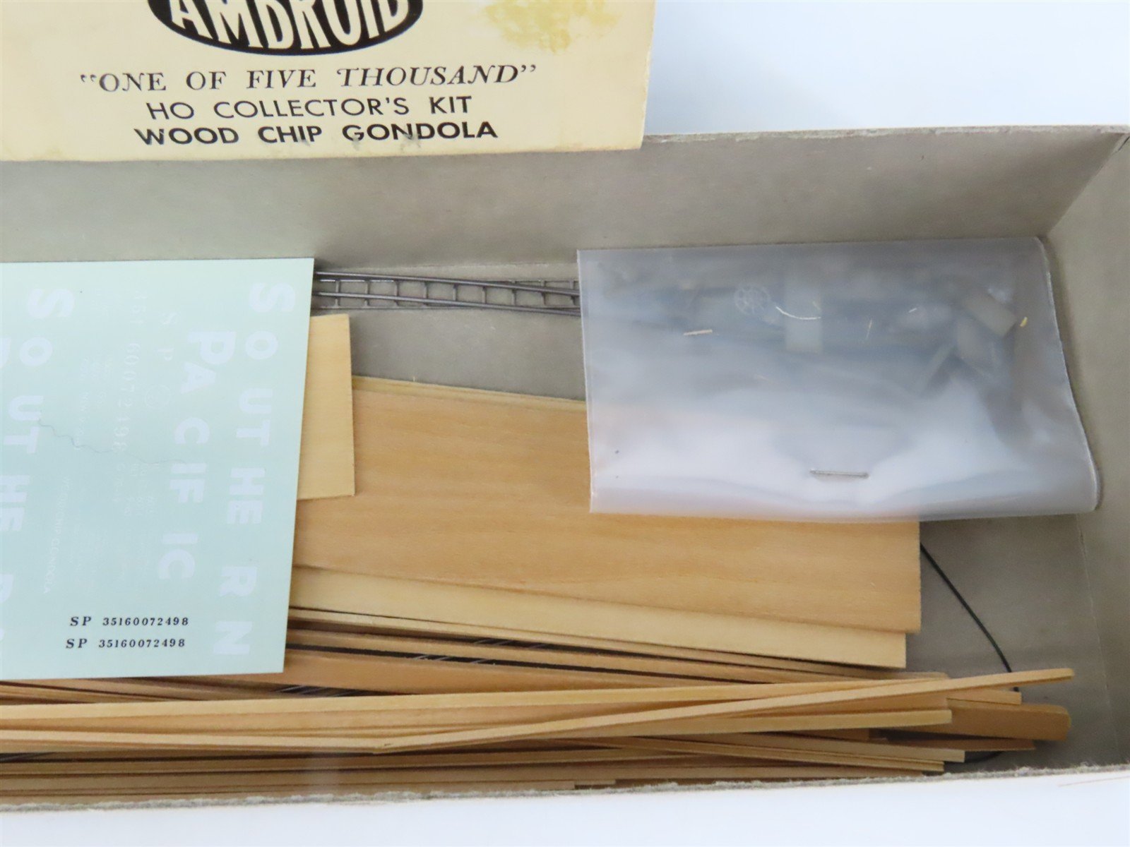 HO Scale Ambroid Kit SP Southern Pacific Railroad Wood Chip Gondola