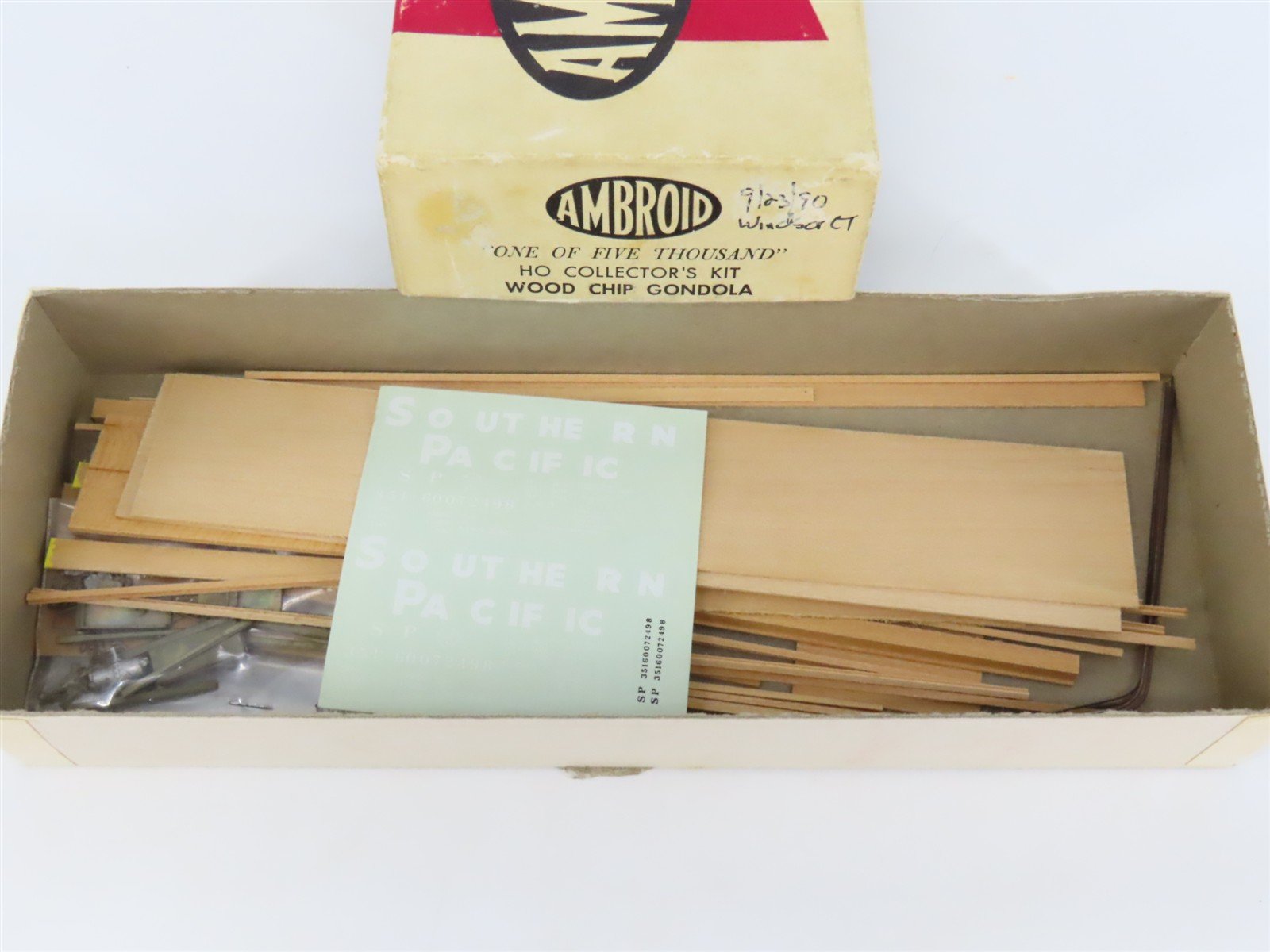 HO Scale Ambroid Kit SP Southern Pacific Railroad Wood Chip Gondola