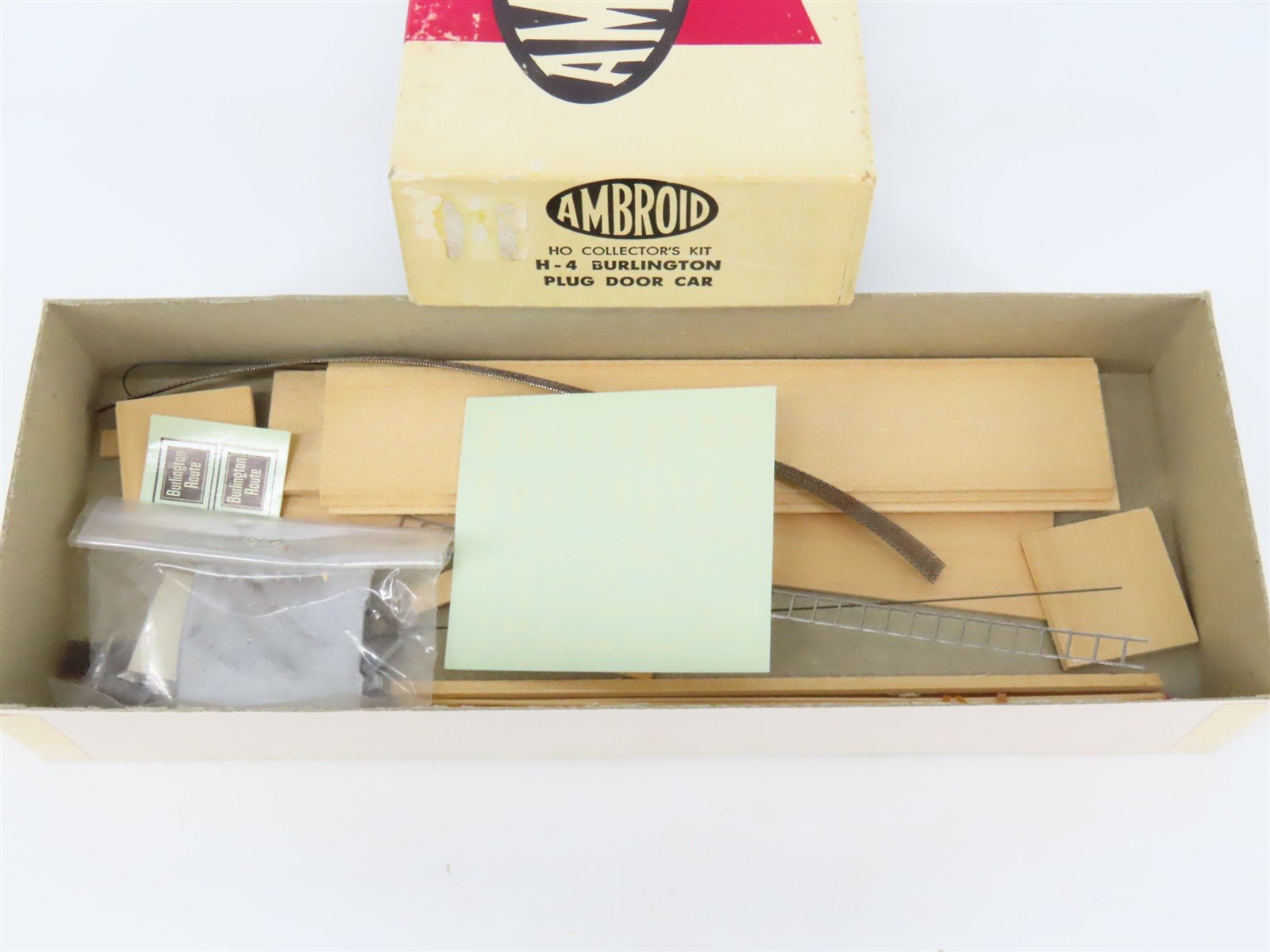 HO Scale Ambroid Kit H-4 CB&Q Burlington Route Plug Door Box Car
