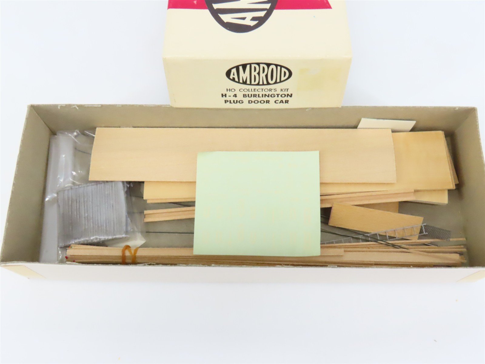 HO Scale Ambroid Kit H-4 CB&Q Burlington Route Plug Door Box Car