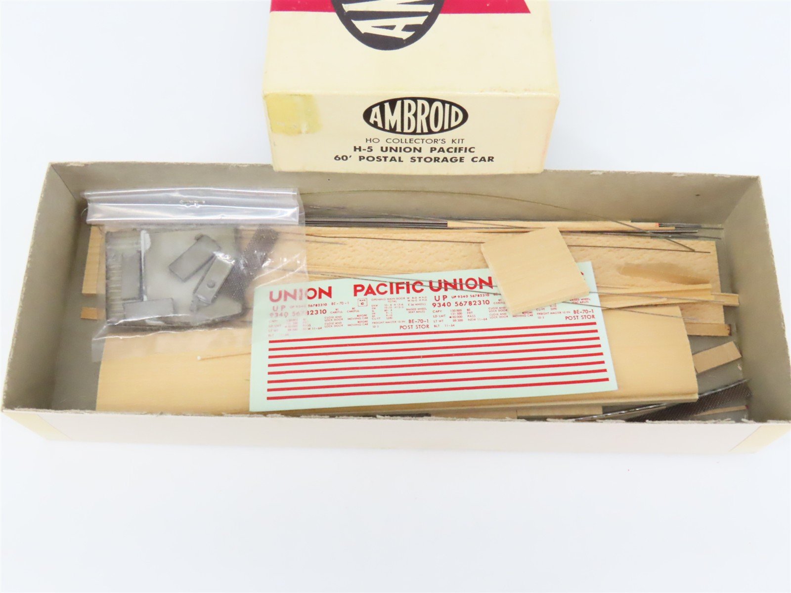 HO Scale Ambroid Kit H-5 UP Union Pacific Railroad 60' Postal Storage Box Car