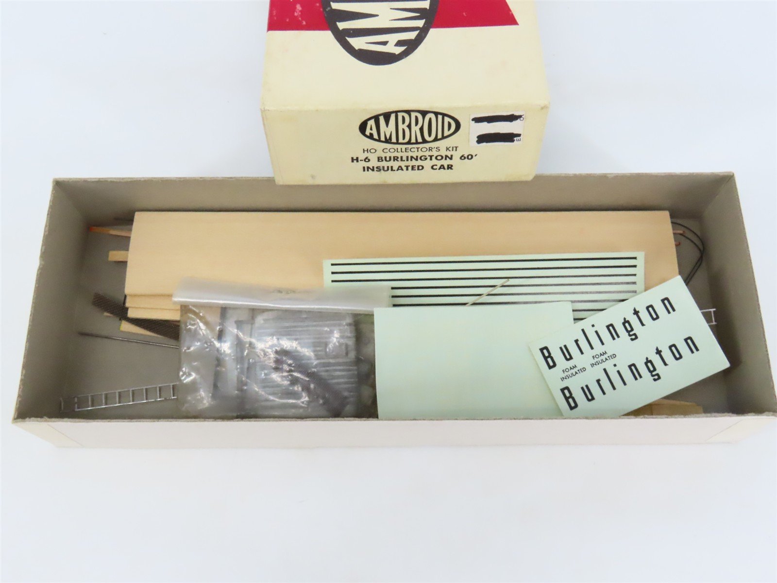 HO Scale Ambroid Kit H-6 RBBQ Burlington Route 60' Insulated Box Car