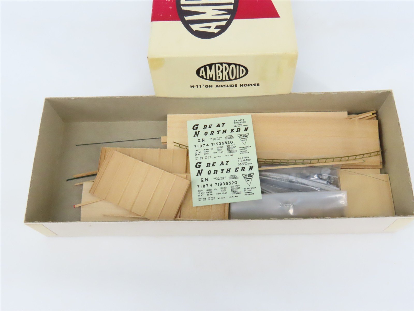 HO Scale Ambroid Kit H-11 GN Great Northern Railway Airslide Hopper
